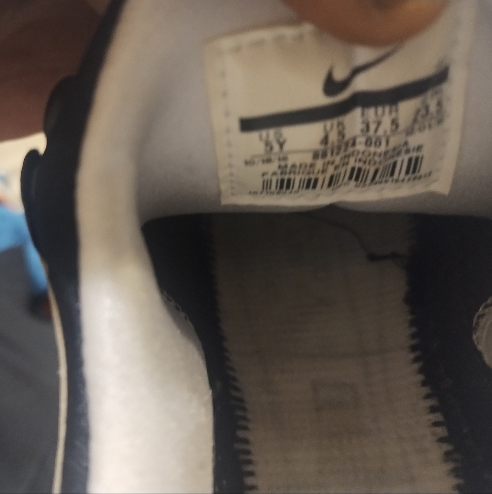 Air Max - Picture 7 of 7